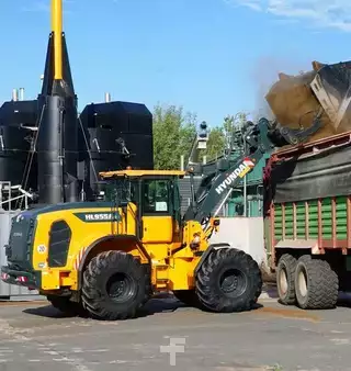 Kolové nakladače 2025 Hyundai HL955A (1)