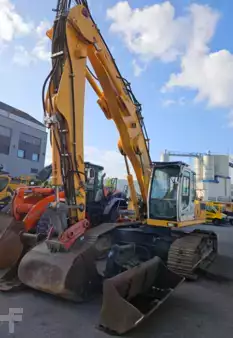 Kedjegraver 2007 Liebherr RT904C EW (1)