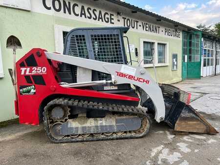 Kompaktlader-Takeuchi-TL250