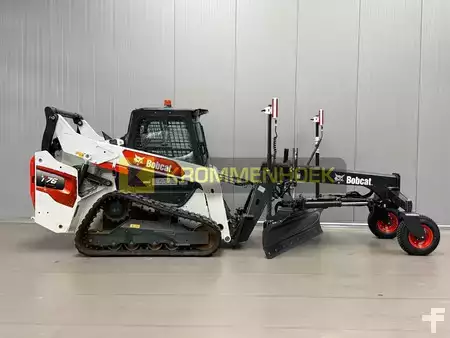 Telaketjukuormaajat 2024 Bobcat T 76 + Laser Grader 244 cm (5)
