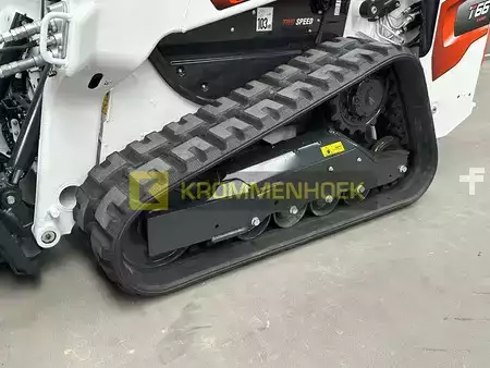 Telaketjukuormaajat 2025 Bobcat T 66 (12)