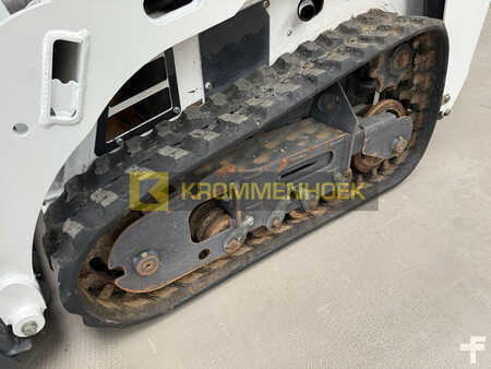 Ładowarki gąsienicowe 2016 Bobcat MT 55 (11)