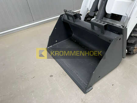 Ładowarki gąsienicowe 2016 Bobcat MT 55 (8)