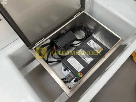 Mini Gru 2021 Valla 25E (18)