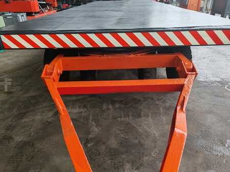 Aanhangwagens 0 [div] 0 (3)