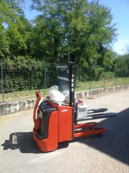 Forklift Varese soluzioni logistiche cleaning e movimentazione