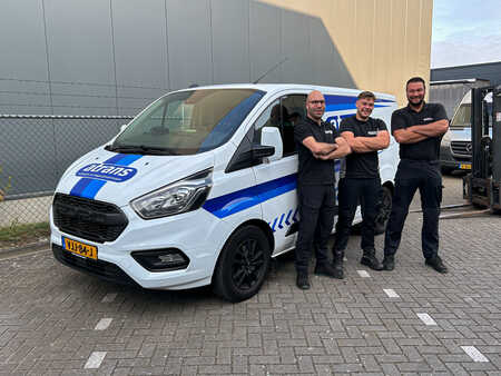 Atrans Heftrucks en Magazijnvoertuigen