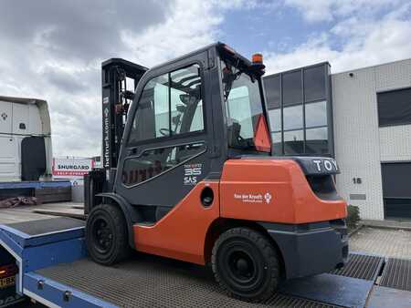 Van der Kreeft Vorkheftrucks B.V.