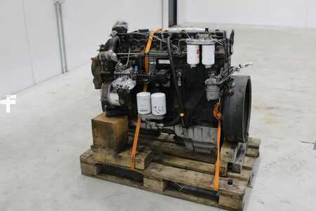Drive engine  Perkins  (3)
