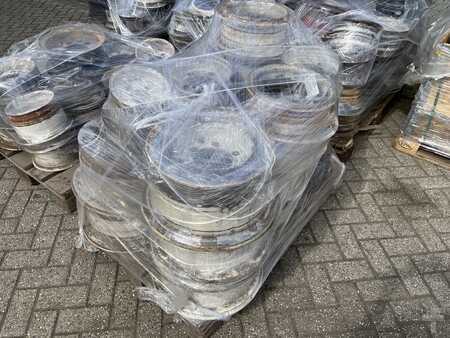 Autres  Clark Felgen Velgen Rims (2)