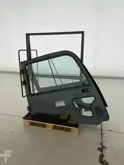Parte do chassi  Toyota 8FBMT35 (1)