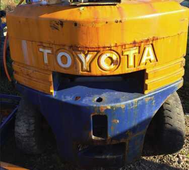 Sonstige  Toyota serii 5/6/7/8 (5)