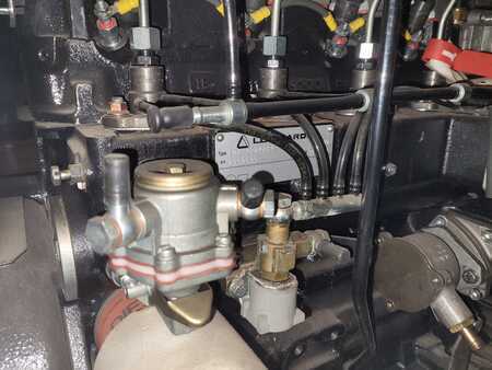 63898_114169-4.jpg?v=1766222221