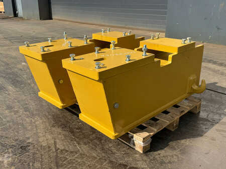 Pozostałe  Caterpillar 7 (1)