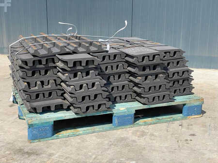 Chassis part  Volvo 7 (3)