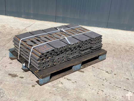 Chassis part  JCB 7 (3)