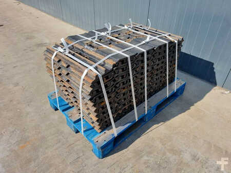 Chassis part  Cat 4 (4)