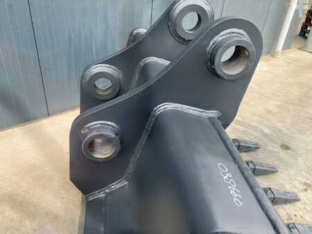 Fahrgestellteil  Doosan 7 (8)