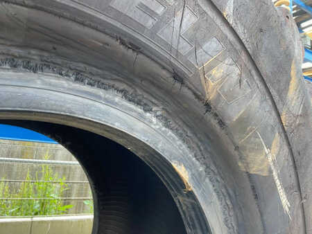 Pneus  Michelin 4 (9)