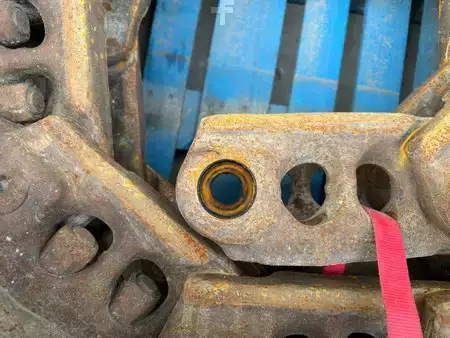 Fahrgestellteil  Cat 4 (6)