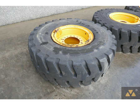 Tyres  DOUBLE COIN 4 (10)