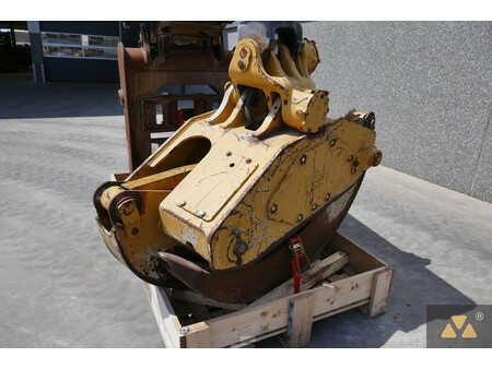 Overige  Caterpillar 4 (11)