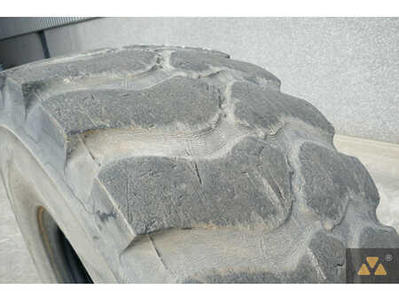 Tyres  Bridgestone 4 (7)