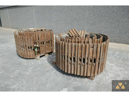 Pozostałe  Caterpillar 4 (2)