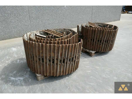 Pozostałe  Caterpillar 4 (4)