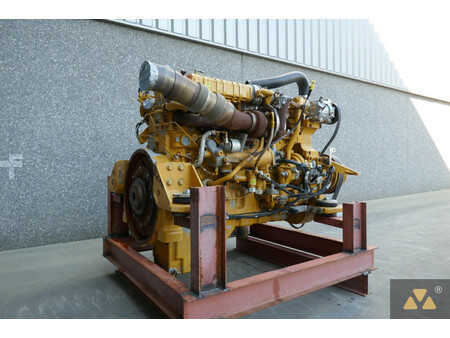 Voimansiirto  Caterpillar 4 (6)