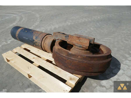 Parte do chassi  Caterpillar 4 (4)