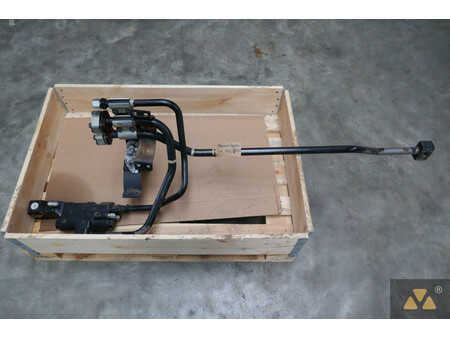 Pozostałe  Caterpillar 4 (2)