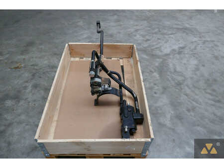 Pozostałe  Caterpillar 4 (8)