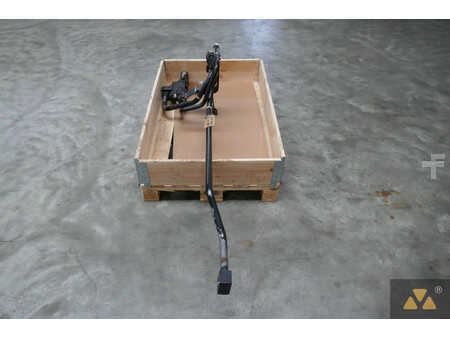 Pozostałe  Caterpillar 4 (9)