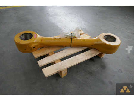 Pozostałe  Caterpillar 7 (4)