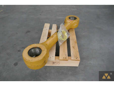 Pozostałe  Caterpillar 7 (5)