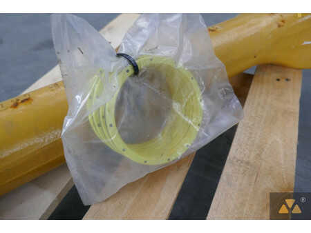 Pozostałe  Caterpillar 7 (9)