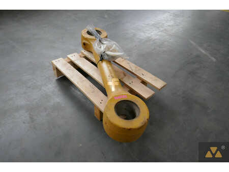 Pozostałe  Caterpillar 7 (6)