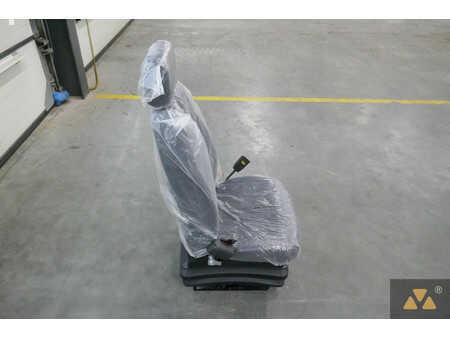 Pozostałe  Caterpillar 7 (2)