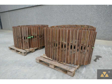 Pozostałe  Caterpillar 4 (2)