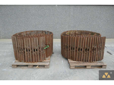 Pozostałe  Caterpillar 4 (3)