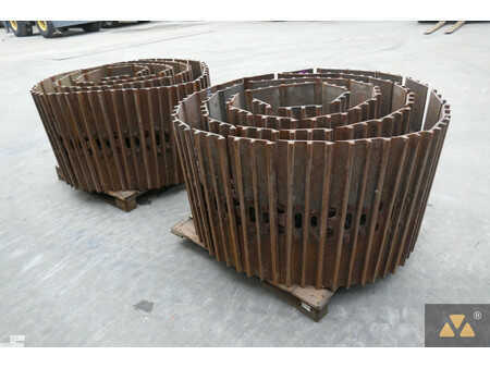 Pozostałe  Caterpillar 4 (5)