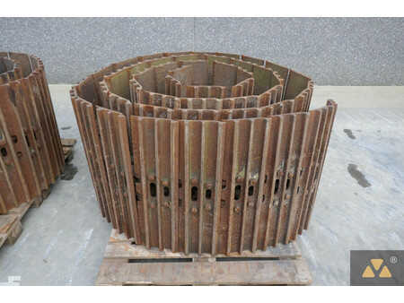 Pozostałe  Caterpillar 4 (9)