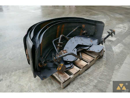 Annet  Caterpillar 4 (2)