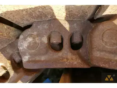 Andet  Caterpillar 4 (11)