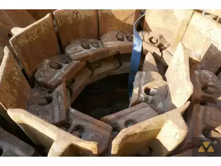 Andet  Caterpillar 4 (12)