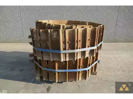 Andet  Caterpillar 4 (6)