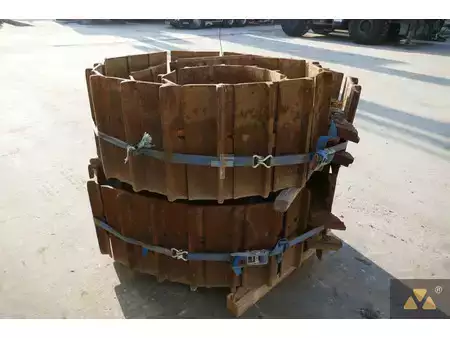 Andet  Caterpillar 4 (7)