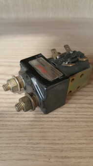 Kontrola motoru  Albright Gebruikte Albright contactor (3)