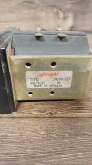 Controle do motor  Albright Gebruikte 80V contactor Albright (3)